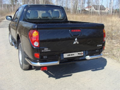 Защита заднего бампера уголки 76 мм ТСС для Mitsubishi L200 2014-2015