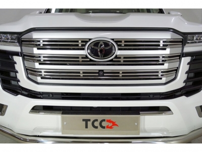 Решетка радиатора 12 мм 70TH ANNIVERSARY ТСС для Toyota Land Cruiser 300 2021-2022